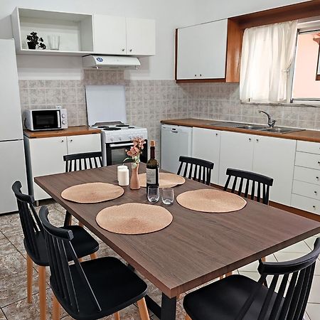 Вилла Konstantina'S Fairytale House Киссамос Экстерьер фото